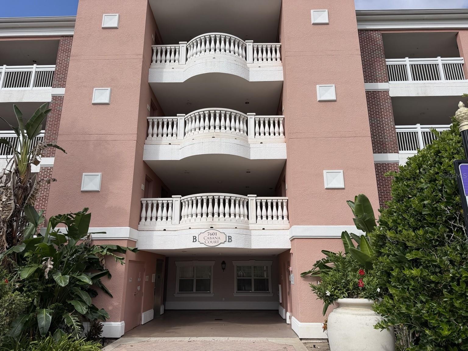 7601 Cabana Court 104 — photo