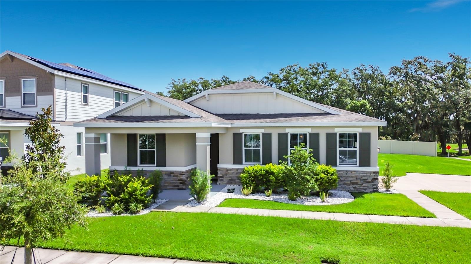 1525 Erin Breeze Lane — photo