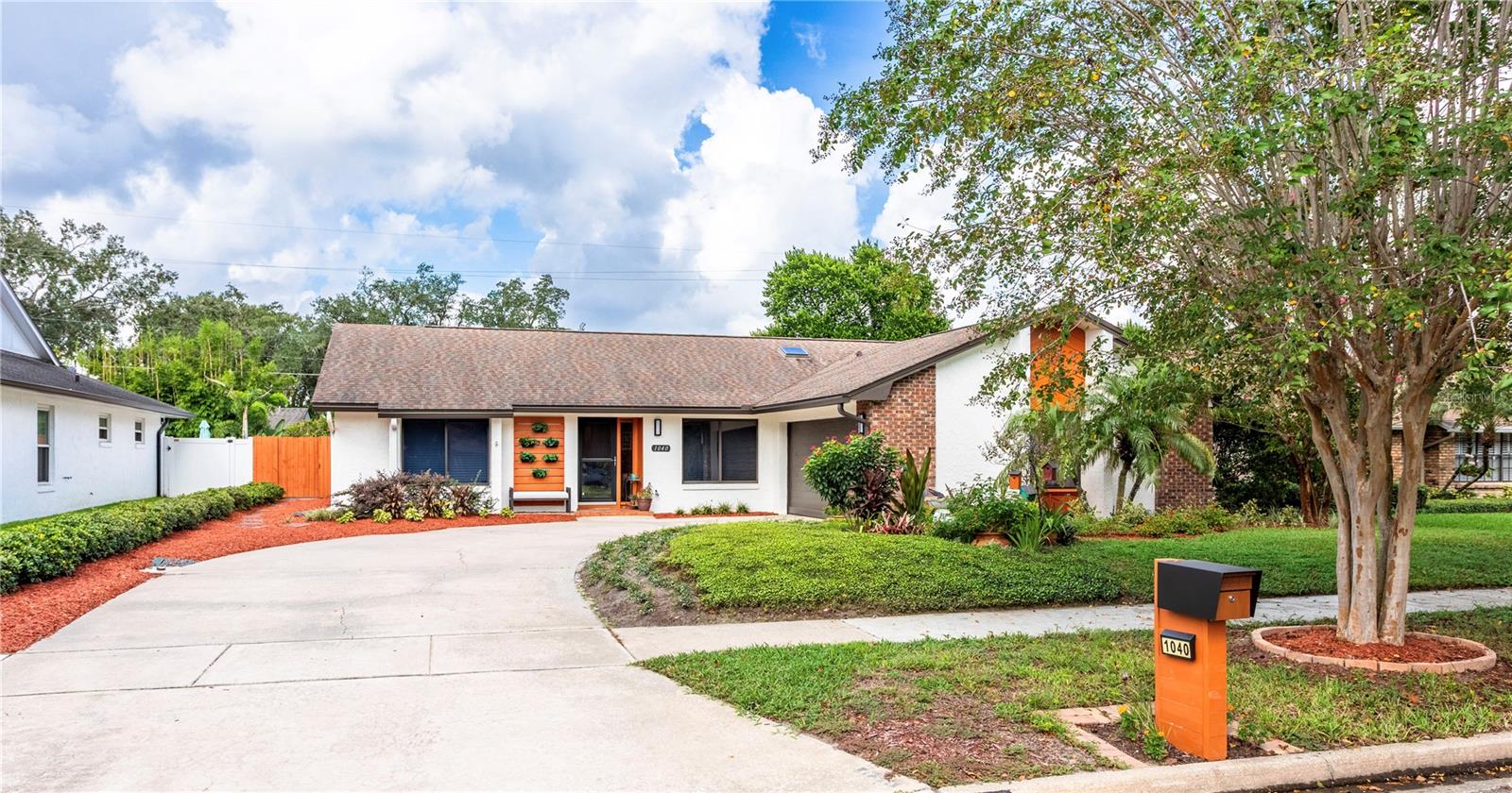 1040 Paladin Court — photo