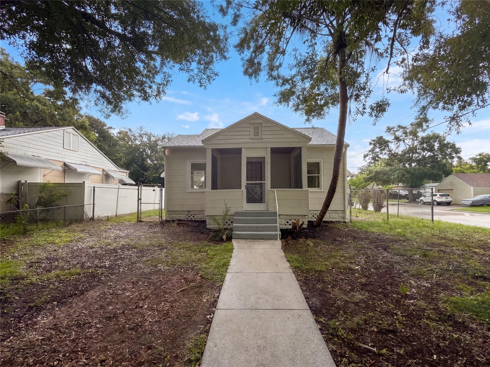 1901 20th Avenue N — photo