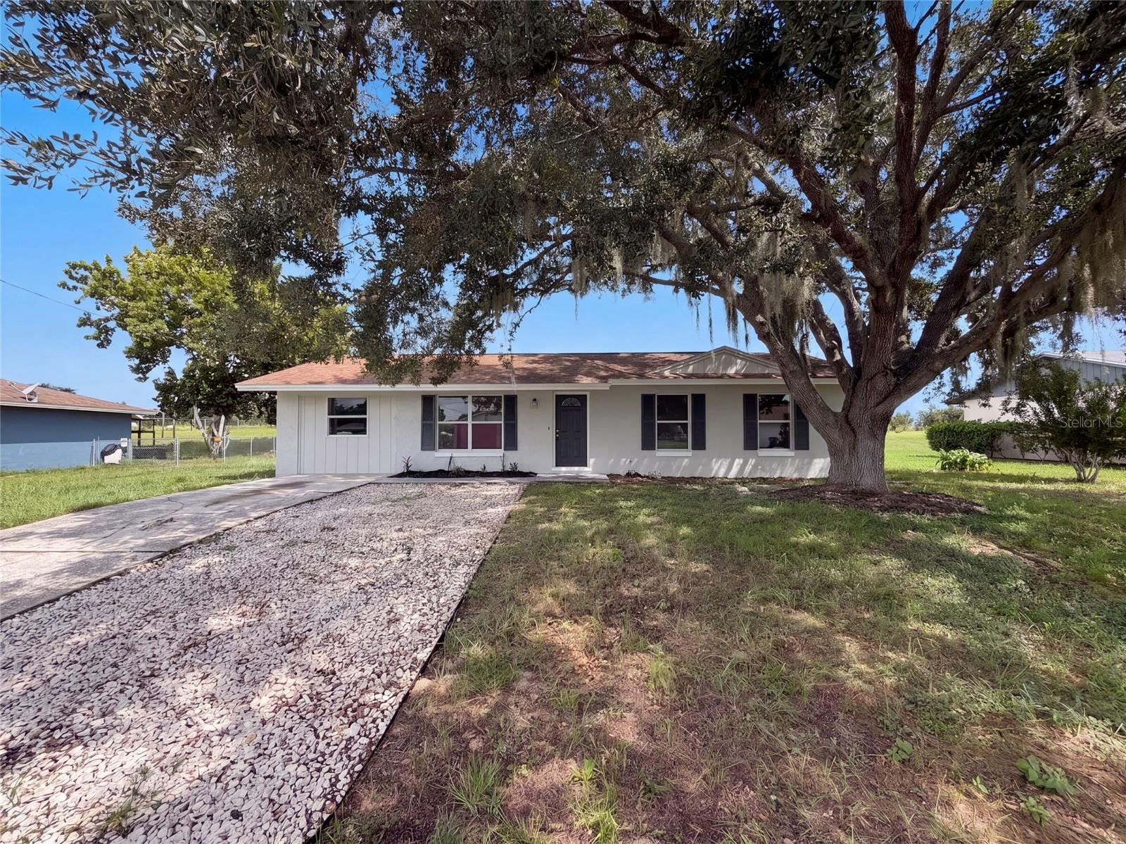 1262 Padgett Circle — photo