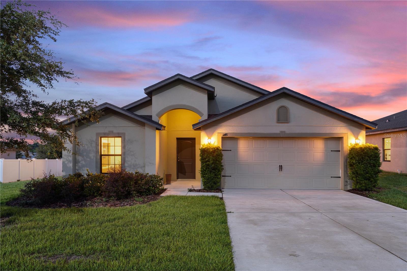 1175 Moyle Way — photo