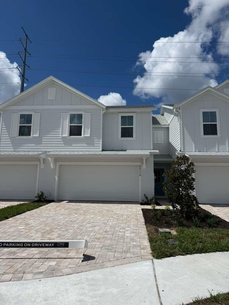 6526 Horseshoe Lane Way — photo