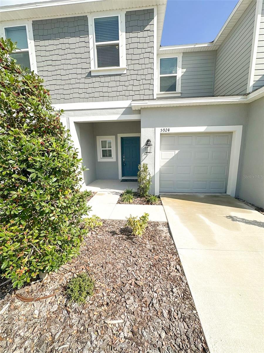 5924 Whetstone Court — photo