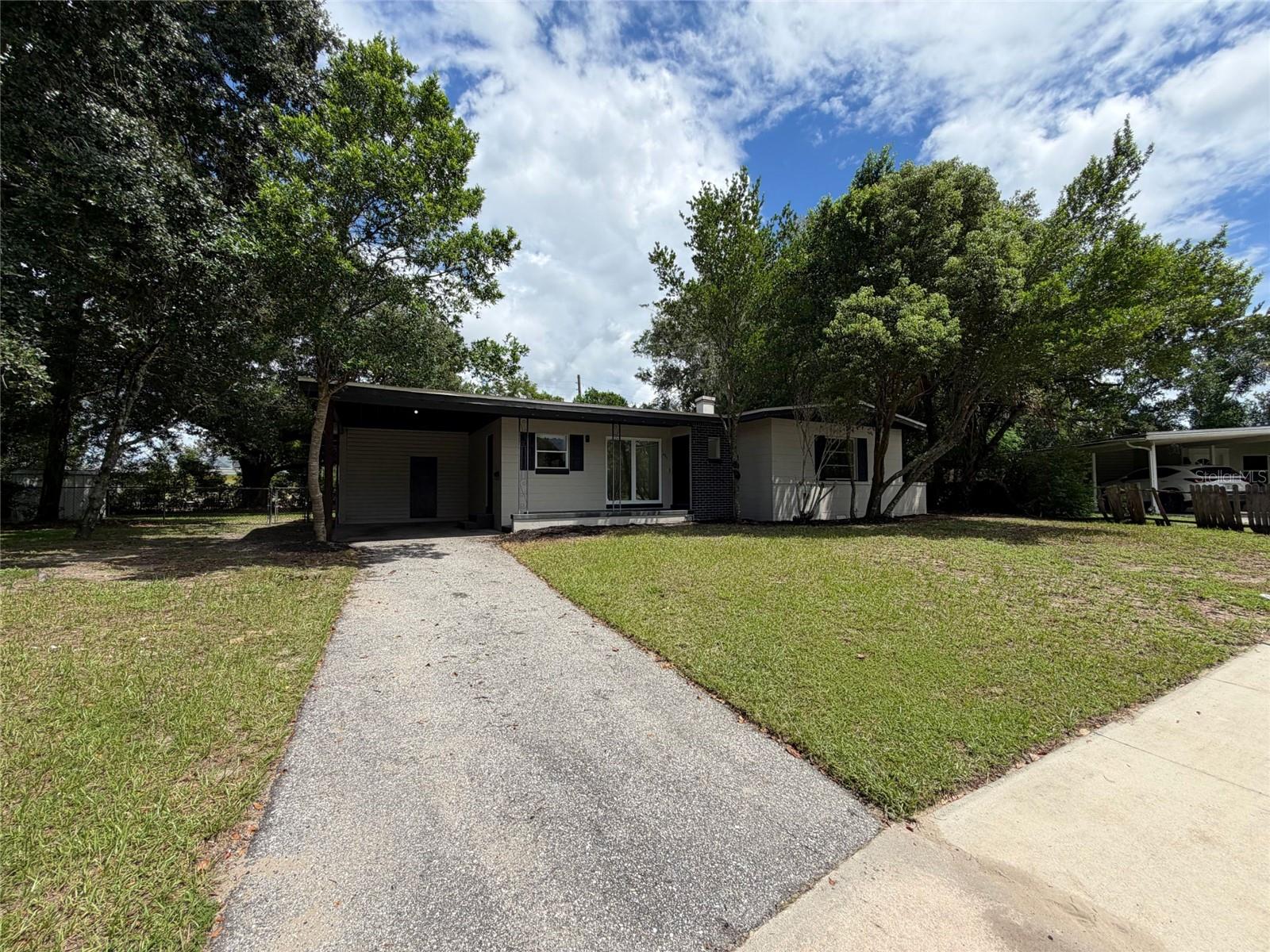 4511 Montclair Road — photo