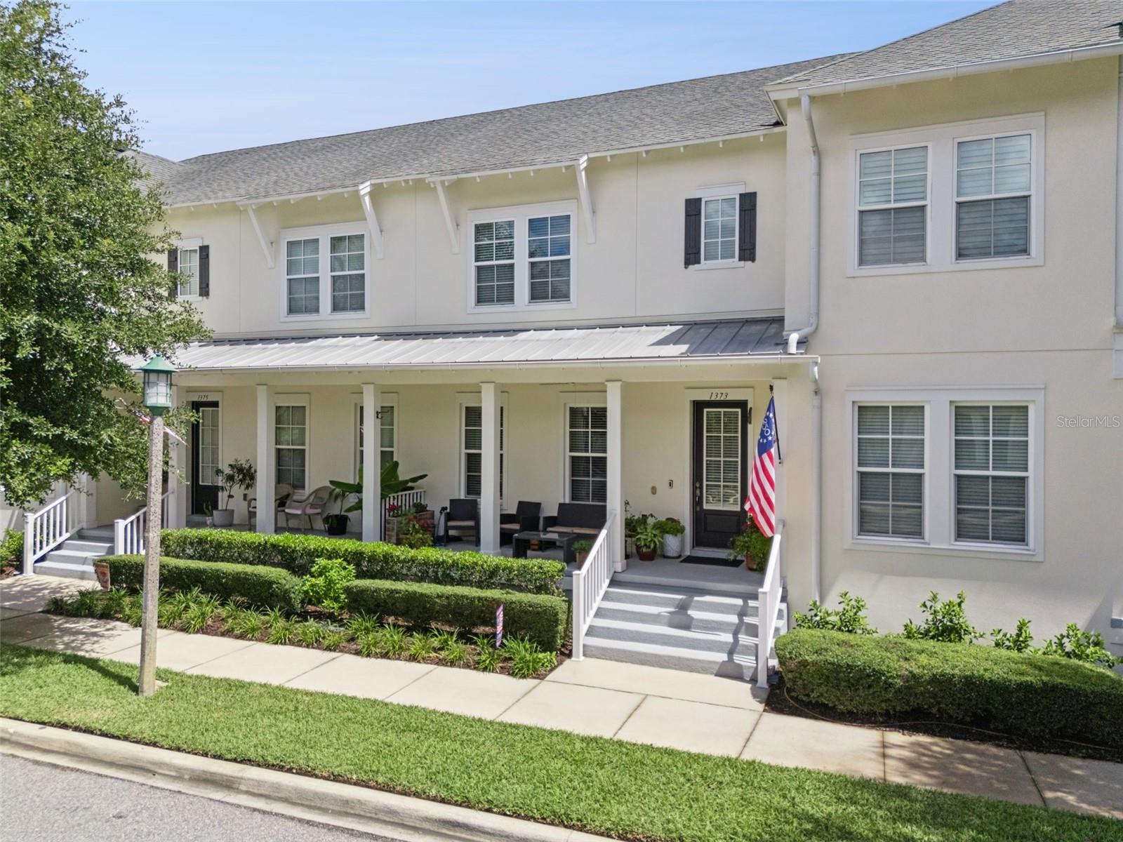 1373 Kiawah Street — photo