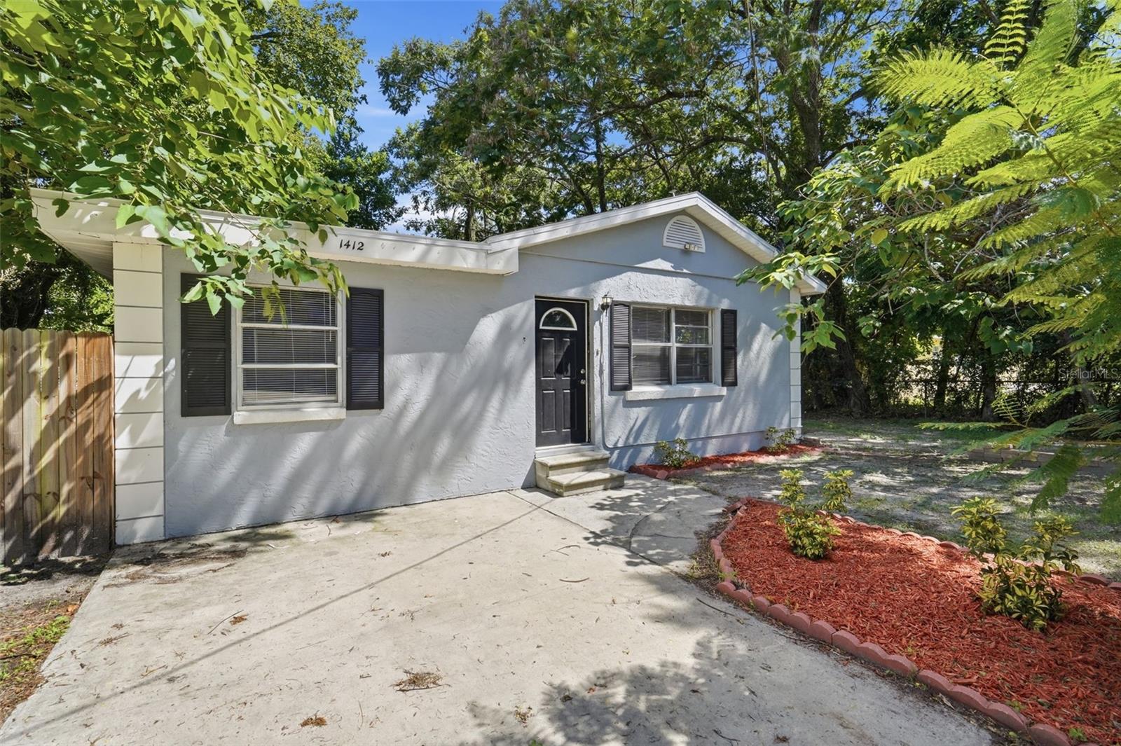 1412 E Annie Street — photo