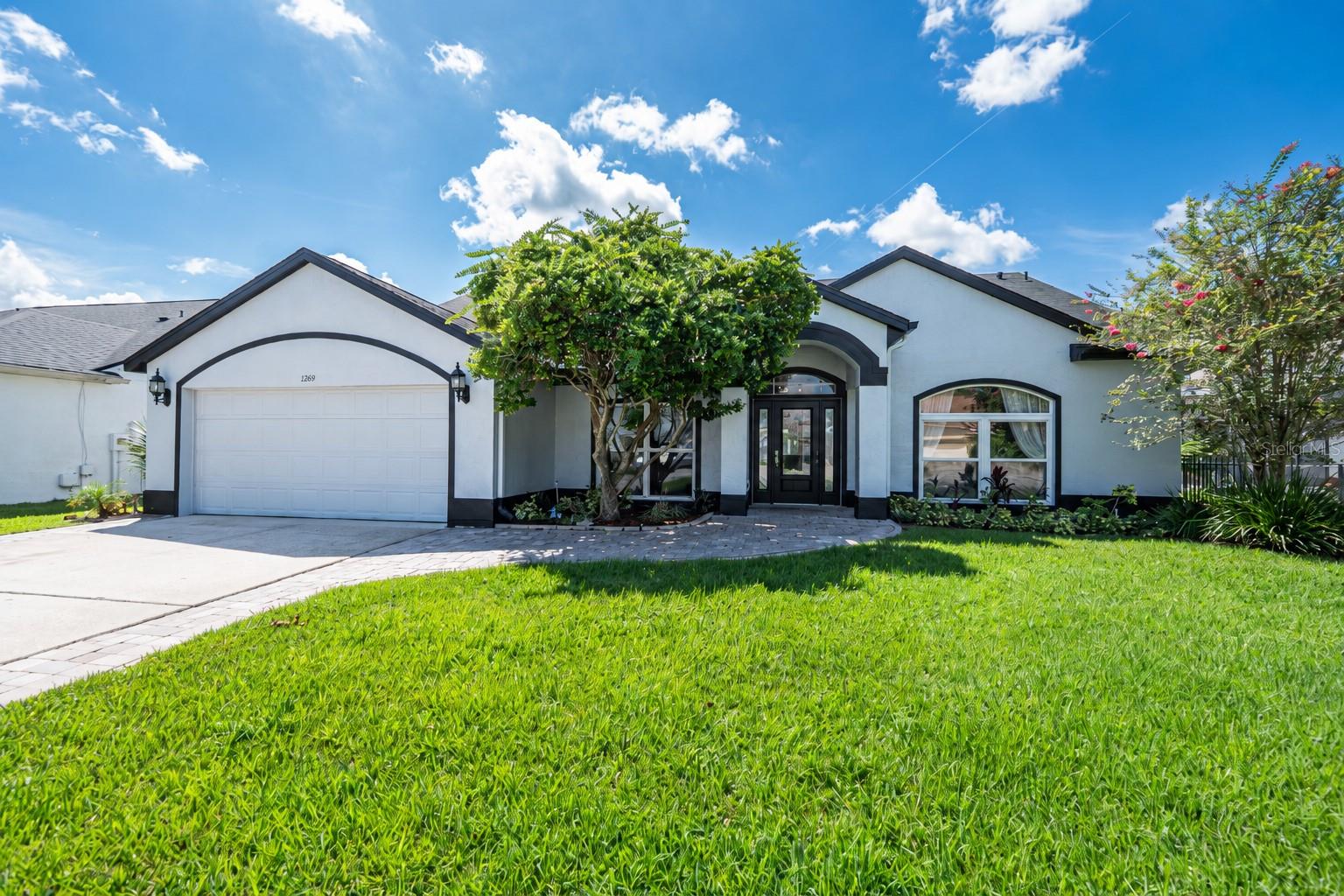 12845 Forestedge Circle — photo