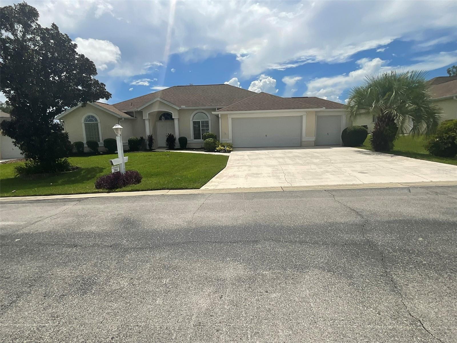 2084 NW 50th Circle — photo