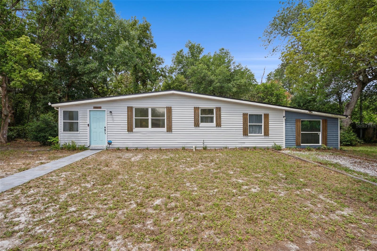 1537 Faith Court — photo