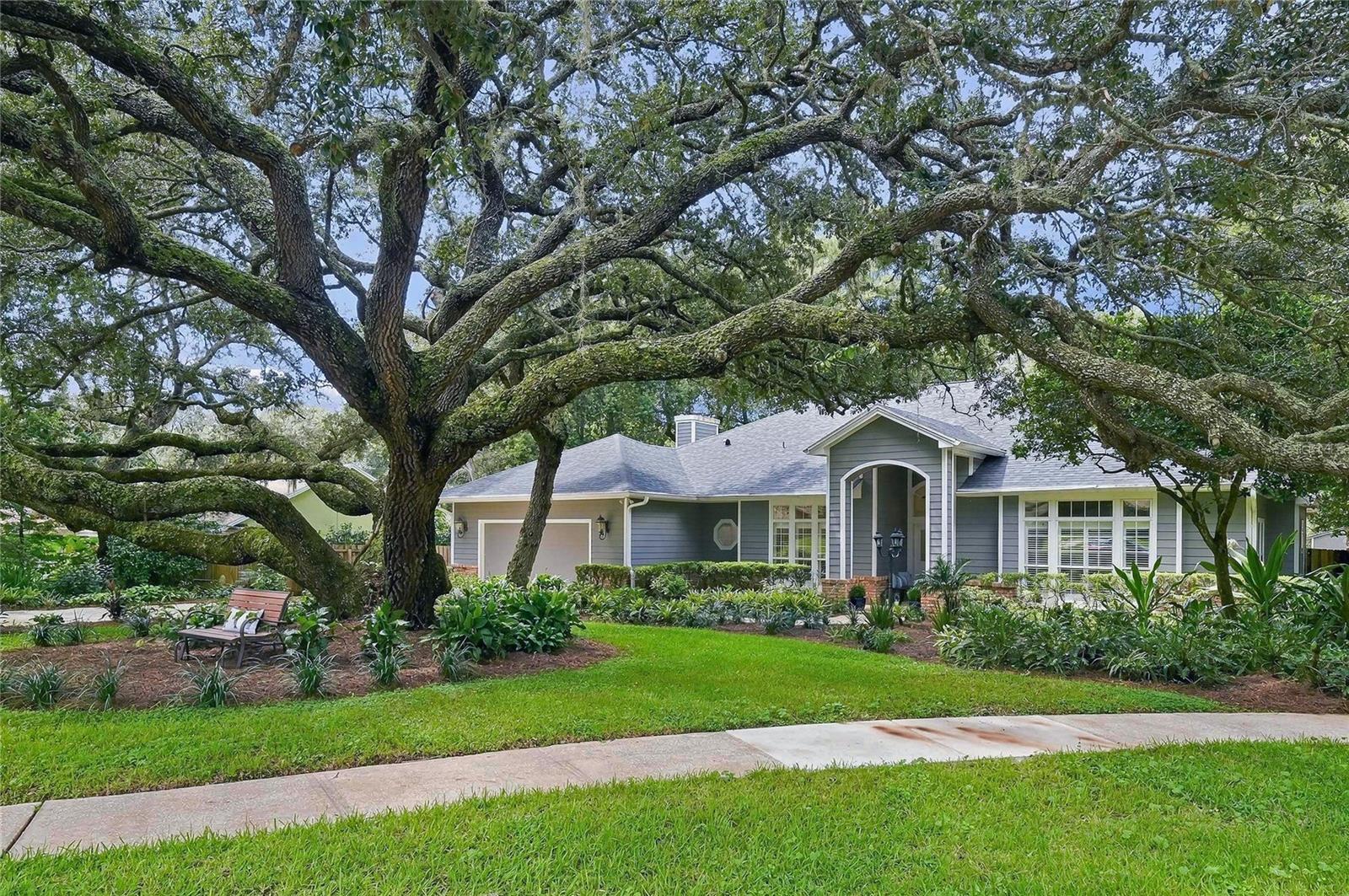 618 Crooked Pine Court — photo