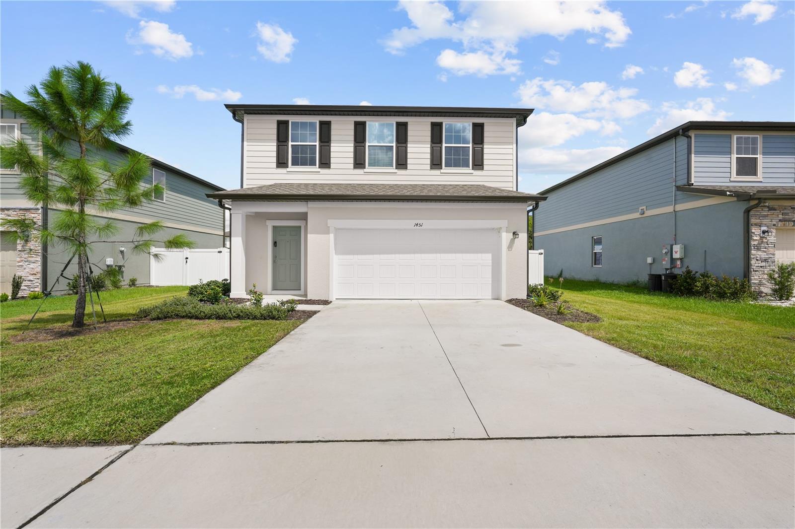1451 Dalkeith Cove — photo