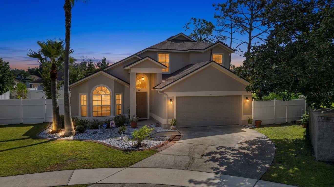 101 Razorbill Court — photo
