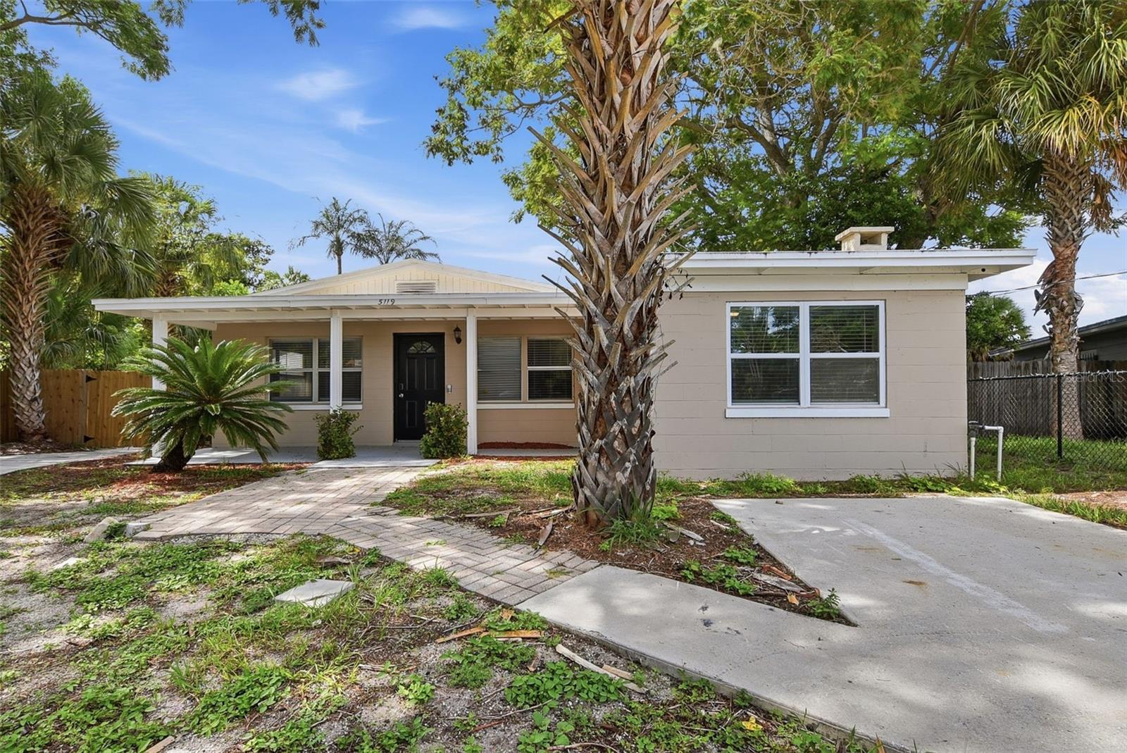 5119 Divot Court — photo