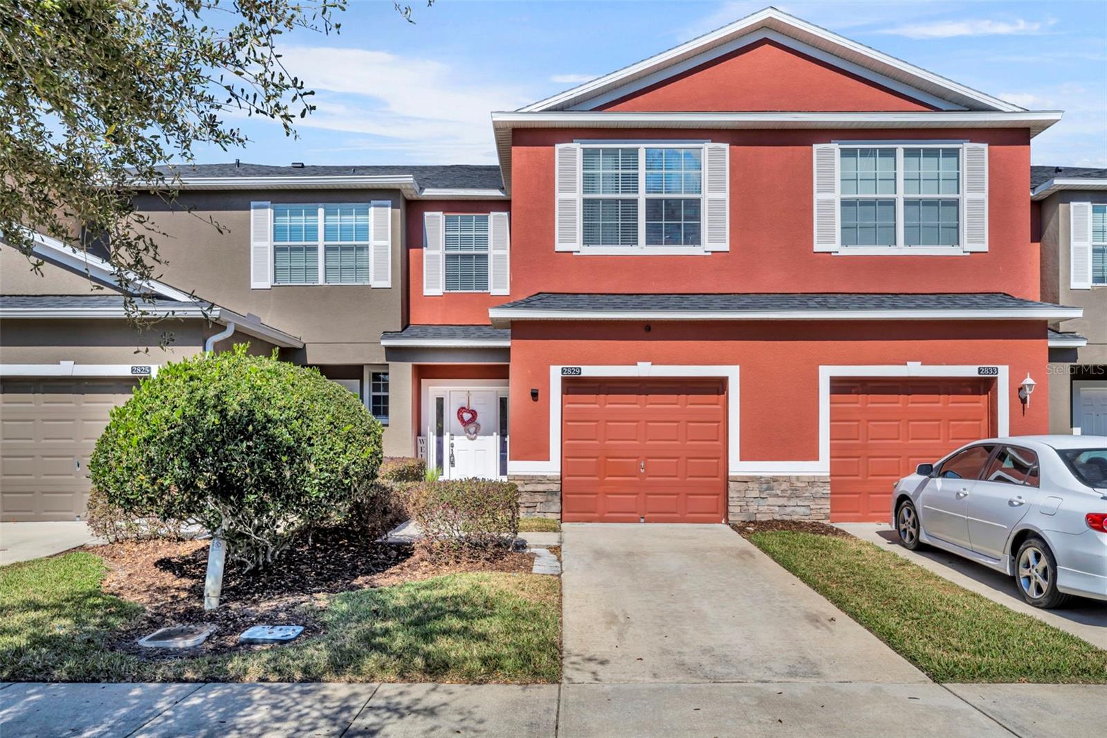 2829 Adelaide Court — photo