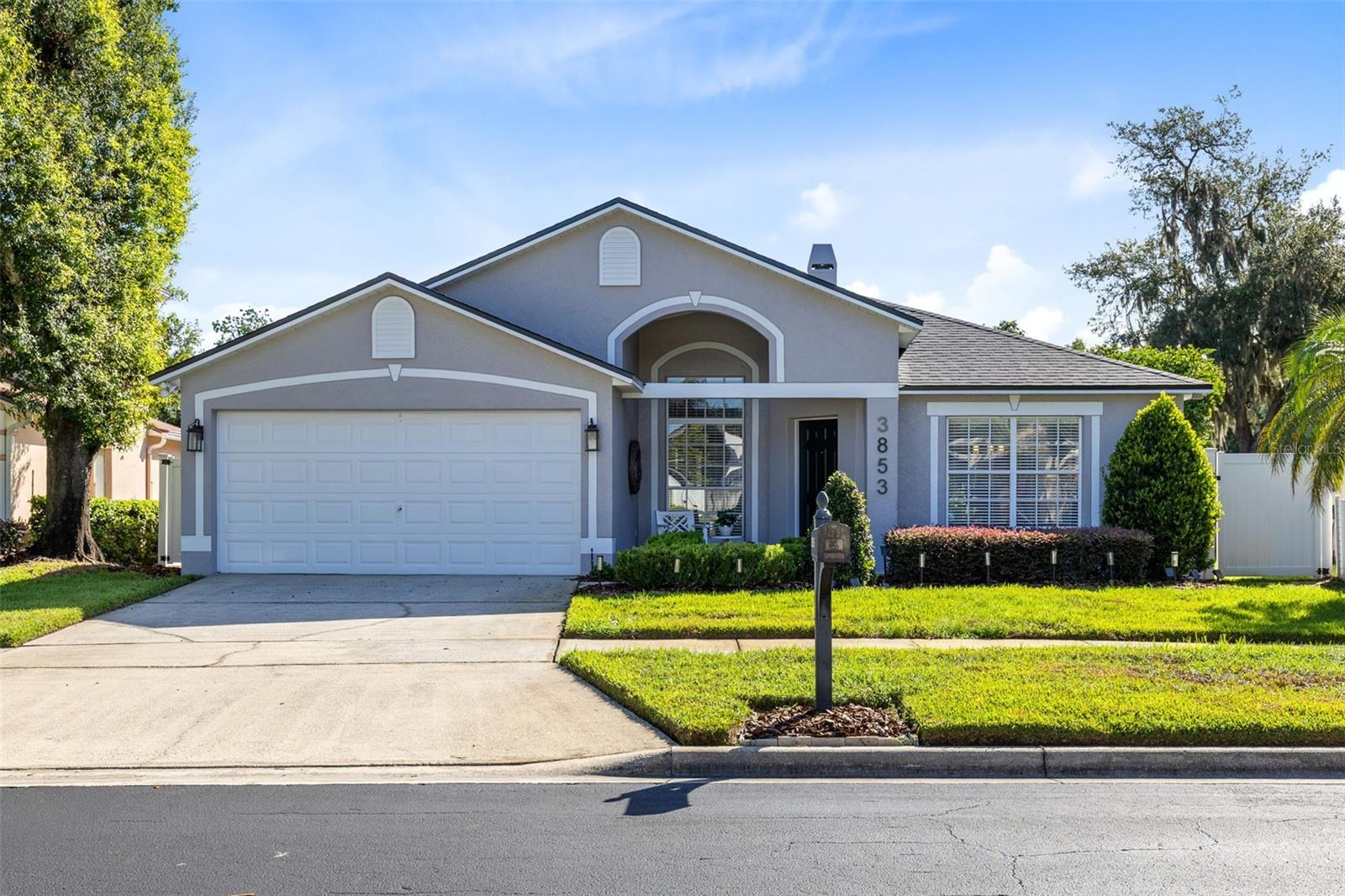 3853 Seminole Drive — photo