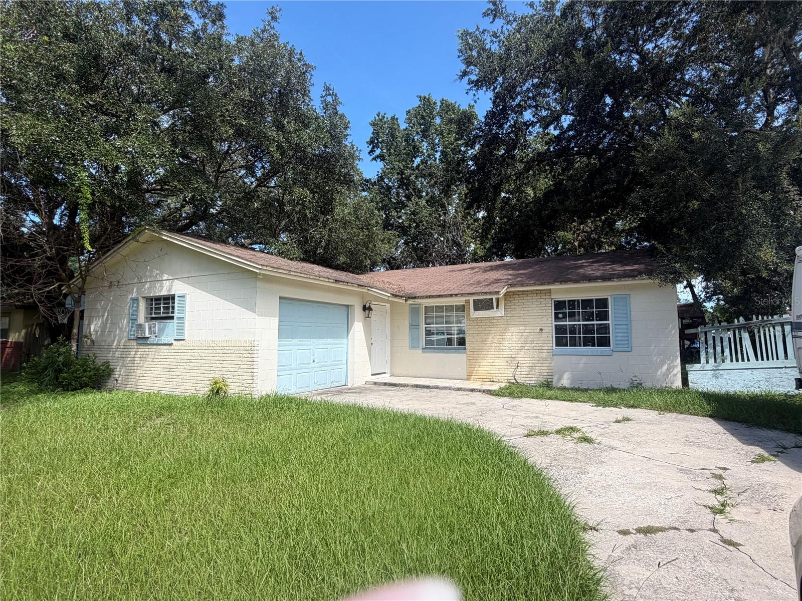 754 Trailwood Drive — photo