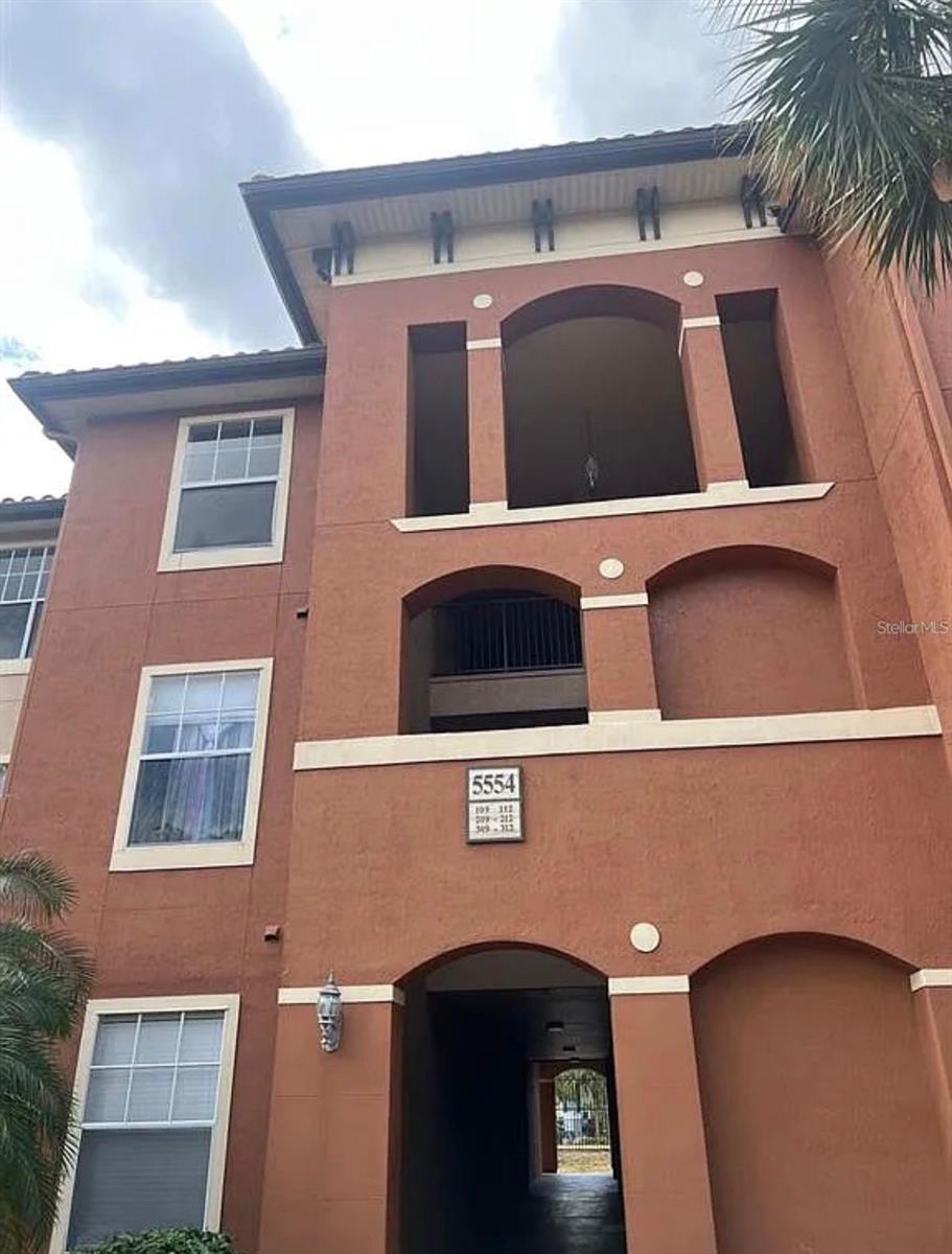 5554 Metrowest Boulevard 4-310 — photo