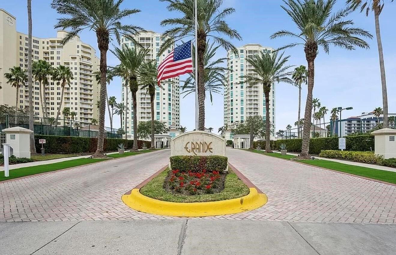 1180 Gulf Boulevard 806 — photo