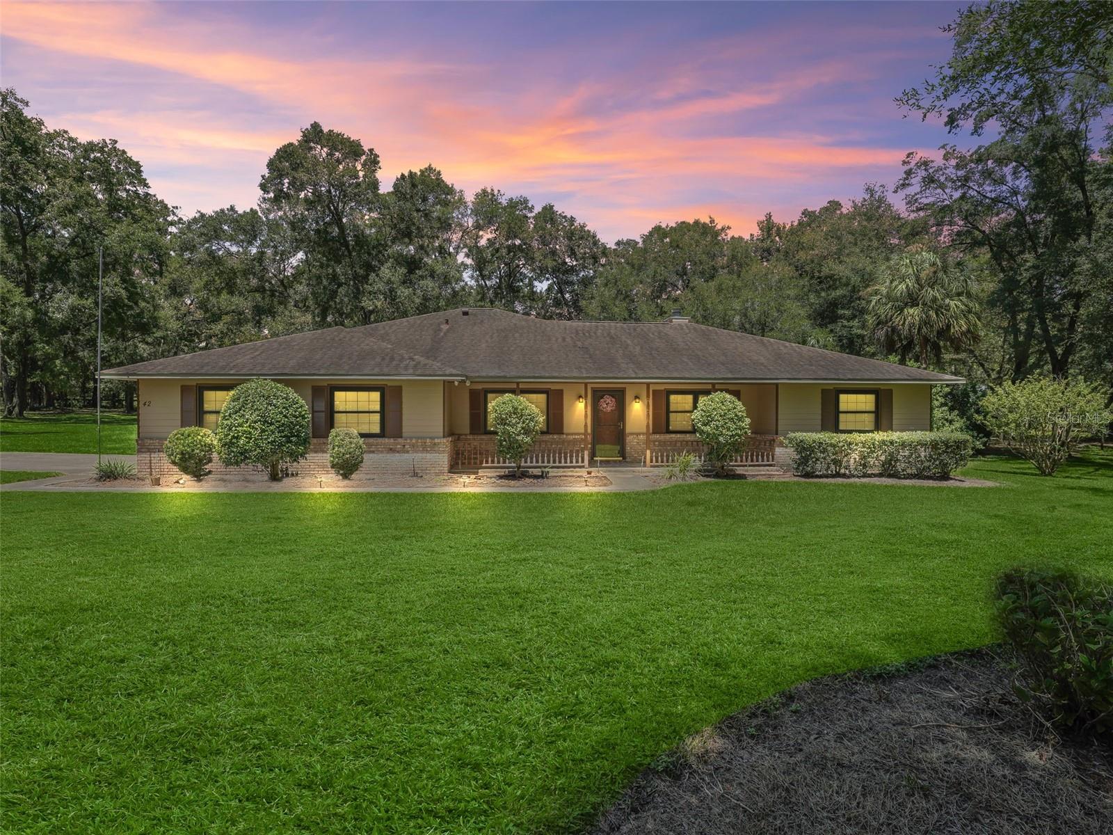 42 Wood Ridge Drive — photo