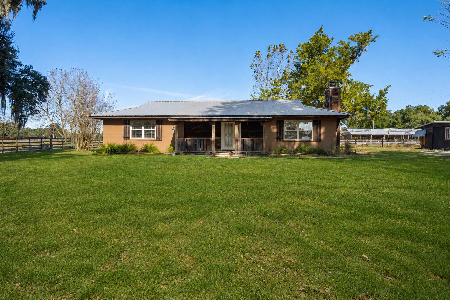 17885 NE 2nd Place — photo