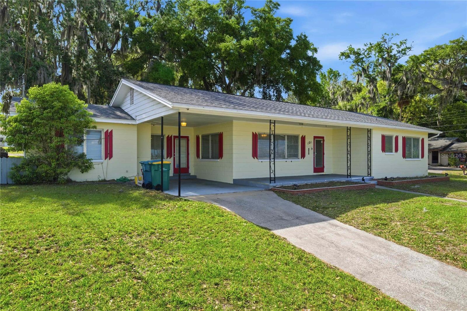 121 N Seminole Avenue — photo