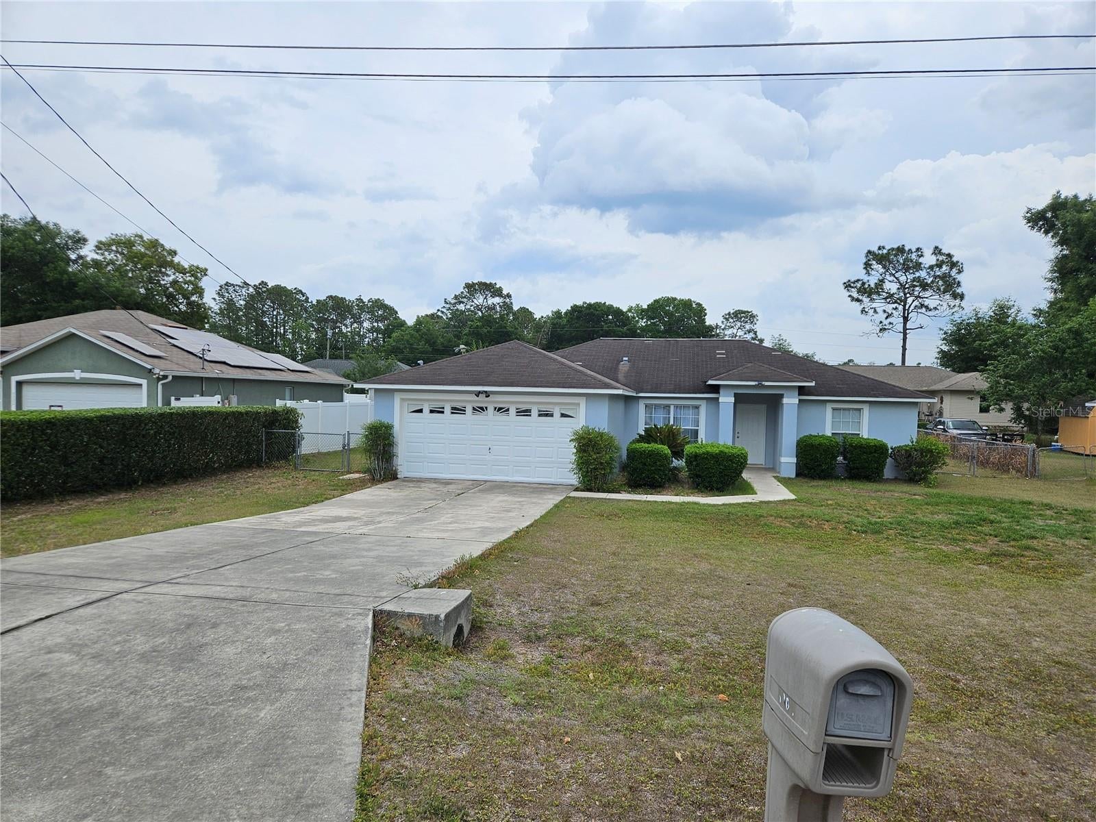 5704 Pecan Road — photo