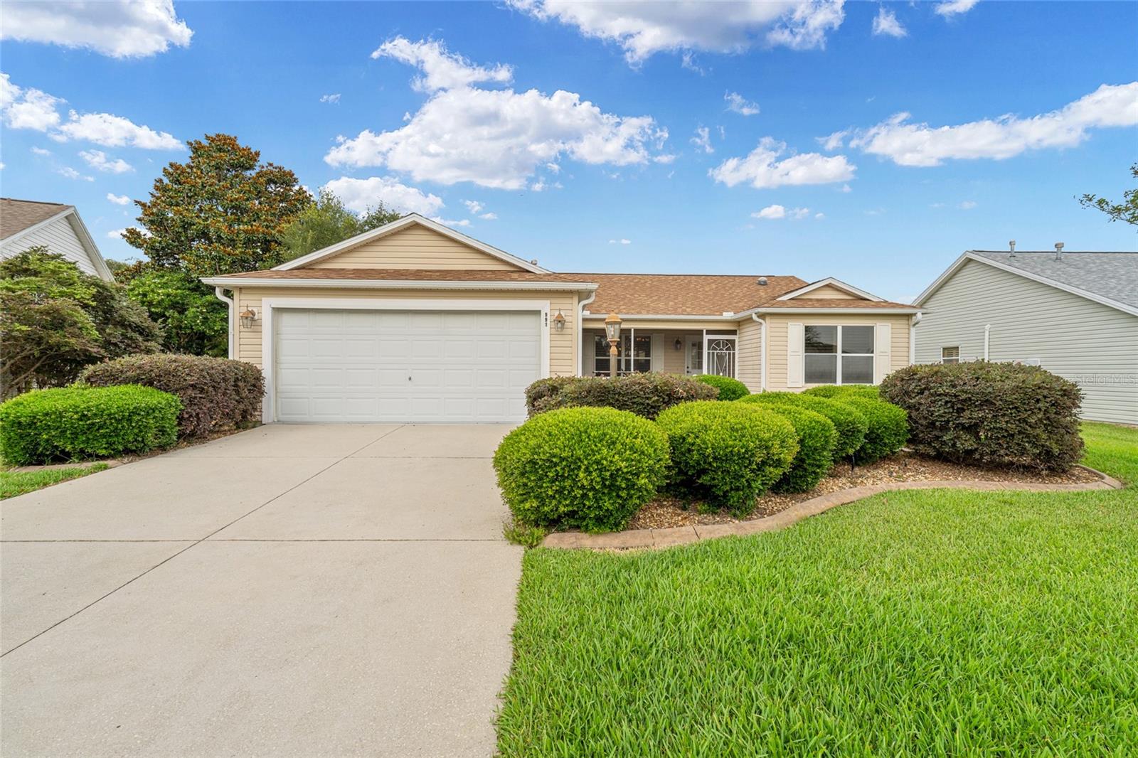 991 Barrymoore Loop — photo