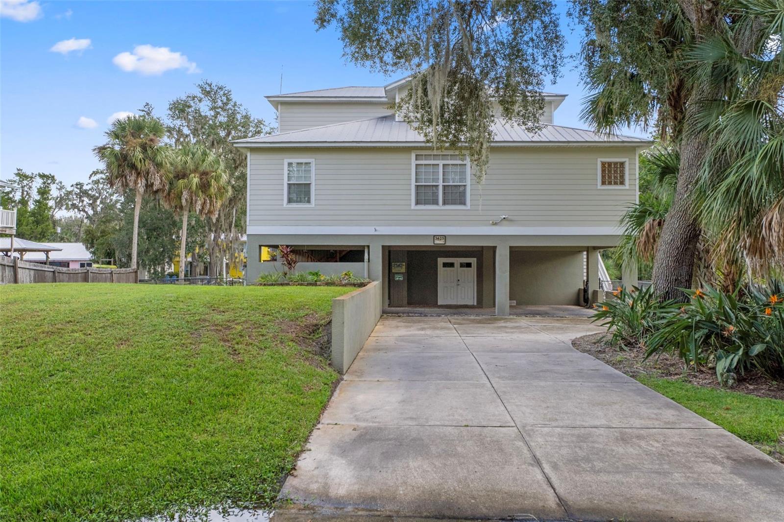 3625 N Suwannee Point — photo
