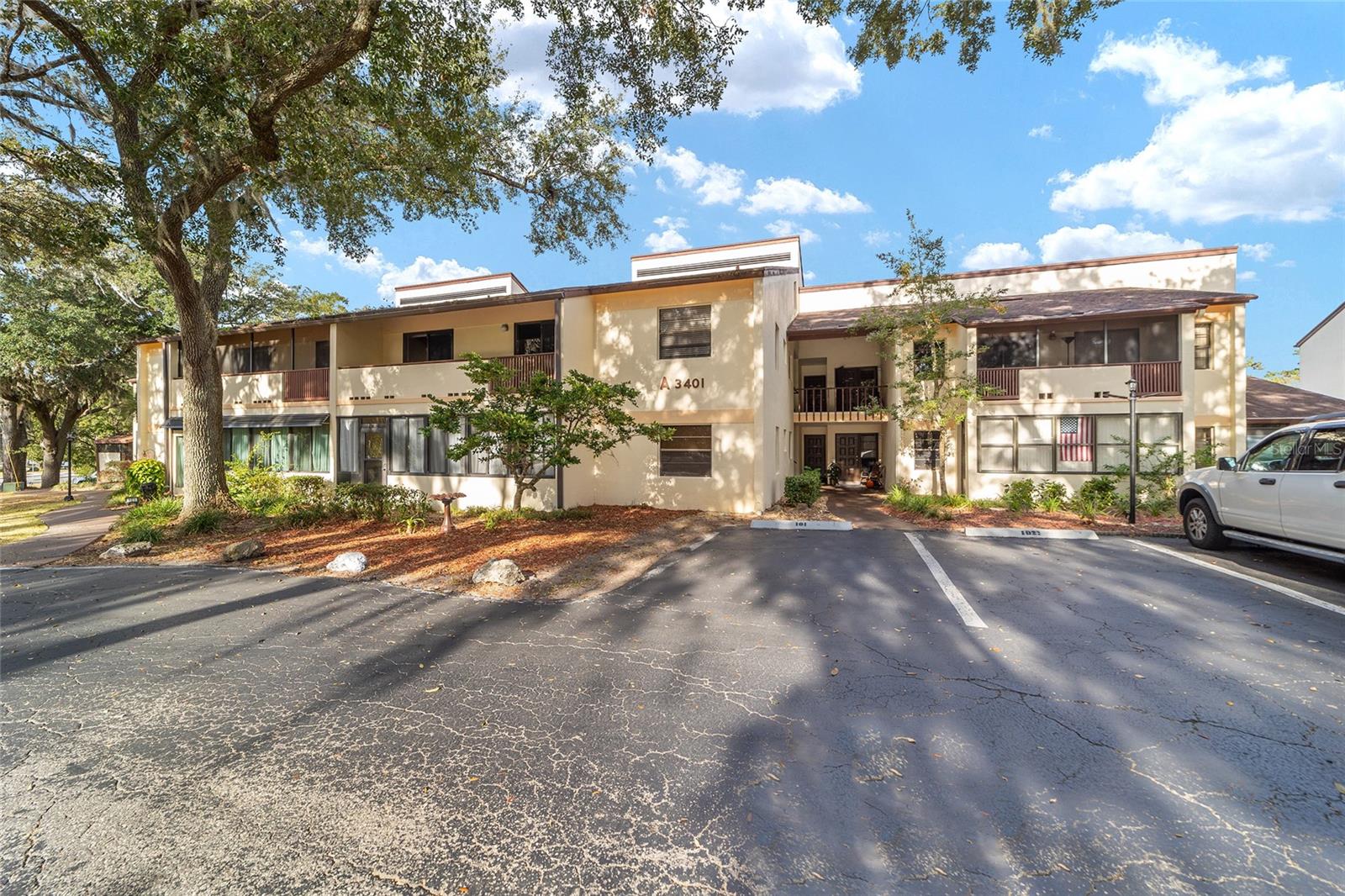3401 E Fort King Street 202 — photo