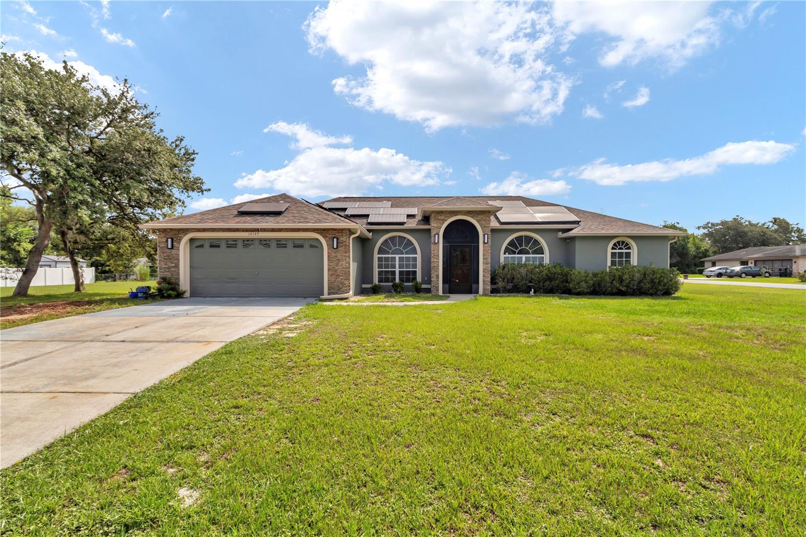 14147 SW 33 Ct Road — photo