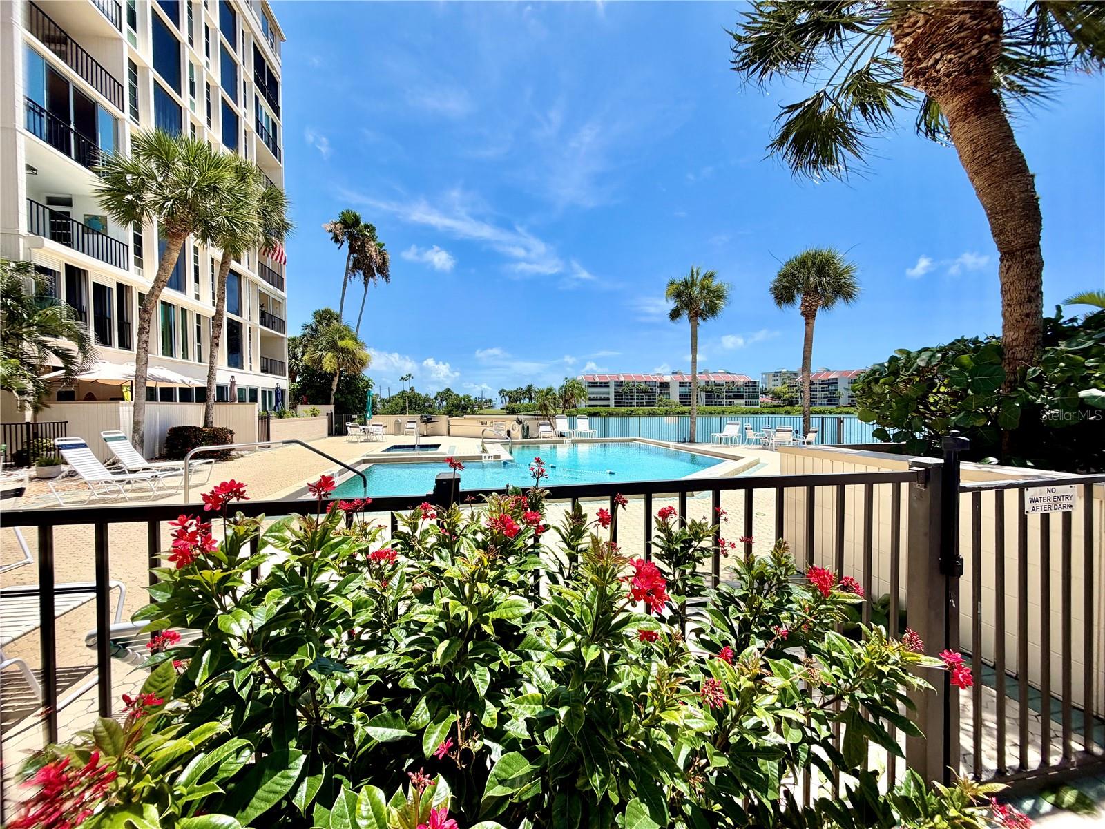 7400 Sun Island Drive S 111 — photo