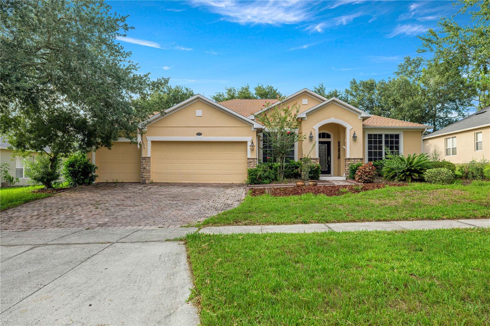 1271 Lattimore Drive — photo