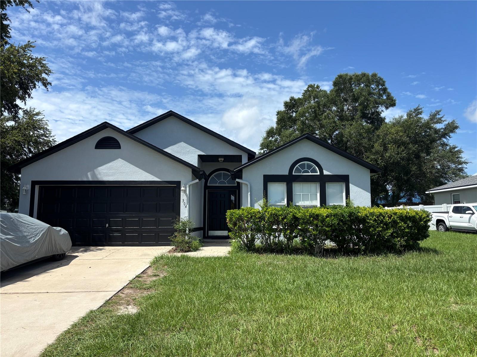 304 Marion Oaks Trail — photo
