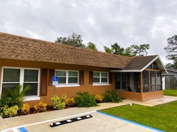Home in CHULUOTA, FL 32766 — photo 2