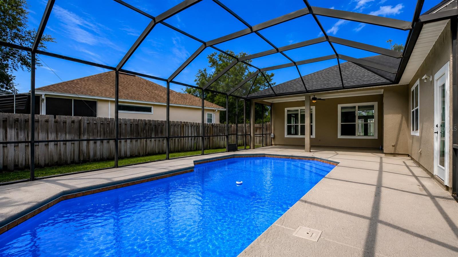 420 Twin Oaks Lane — photo
