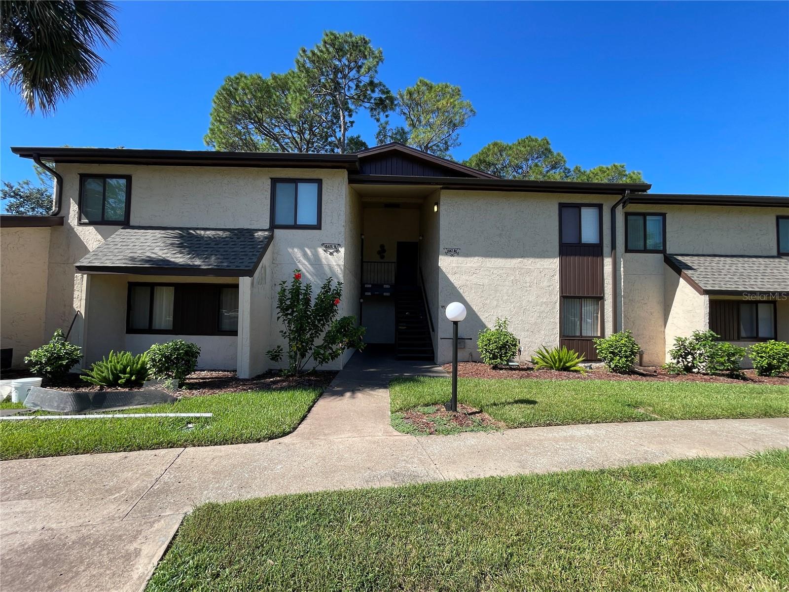 647 Midway Drive B — photo