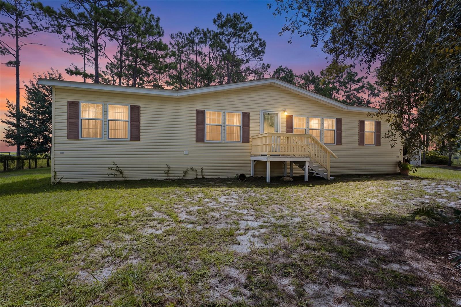 1411 SE State Road 121 — photo