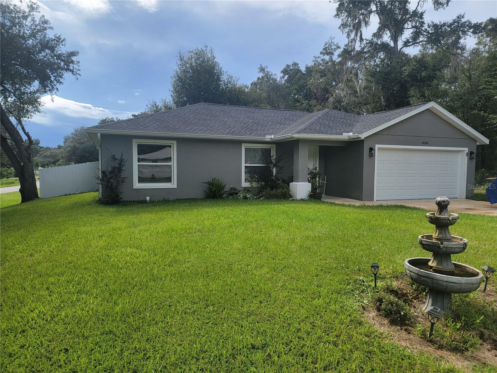 4534 SW Clearwater Court — photo