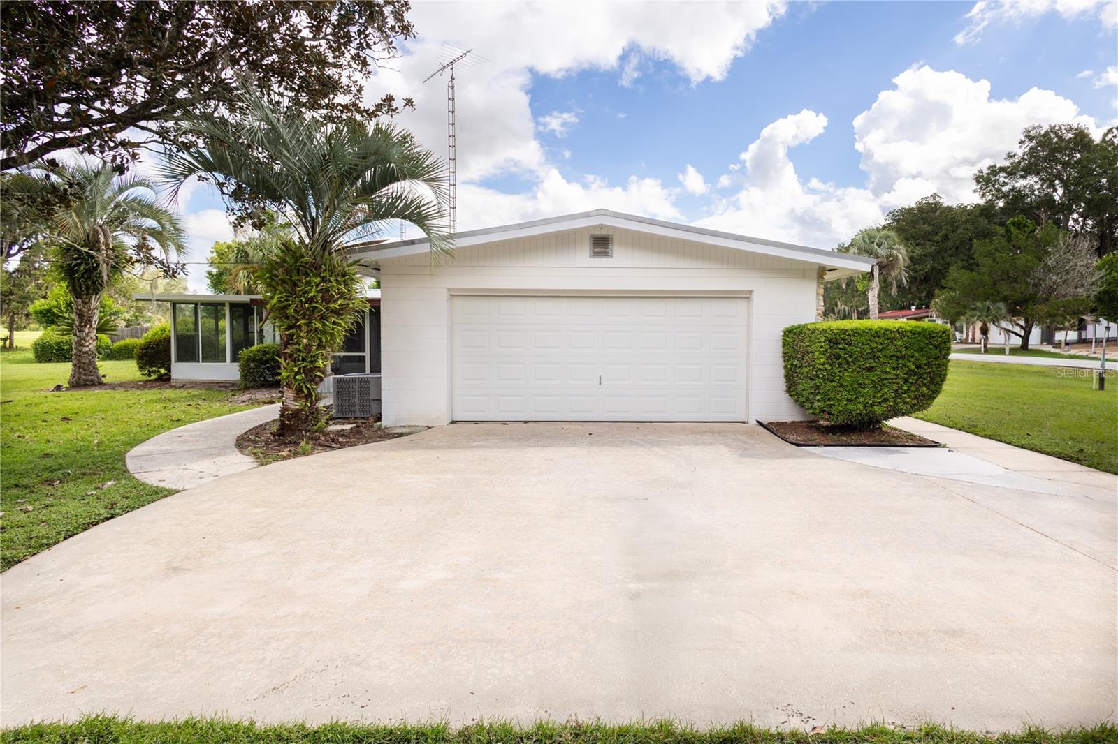 Home in WILLISTON, FL 32696 — photo 3