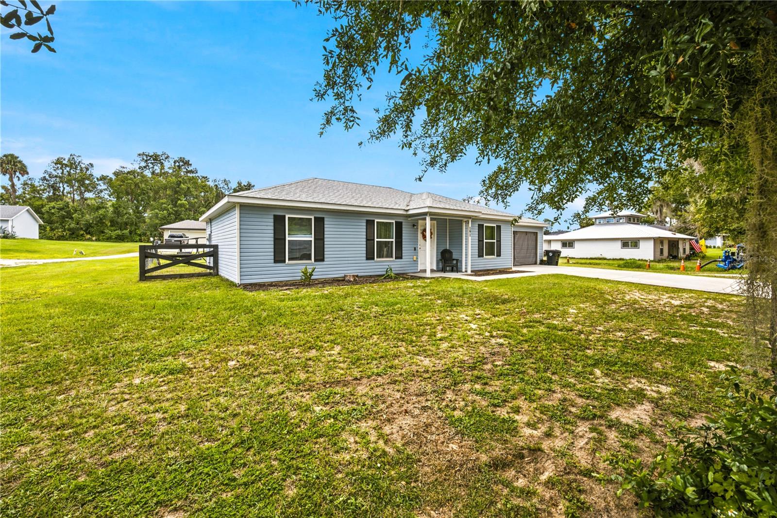 Home in WILLISTON, FL 32696 — photo 3