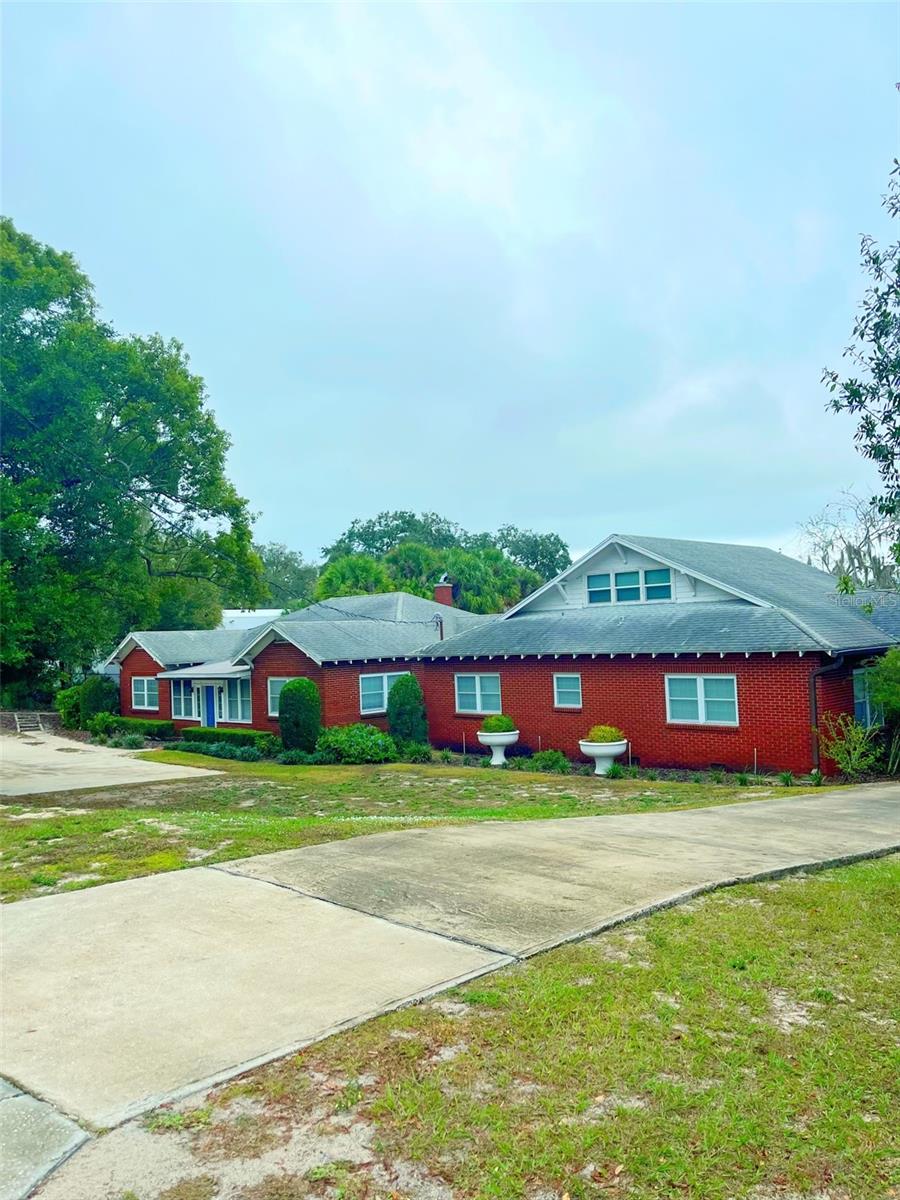 1200 W Lake Otis Drive SE — photo