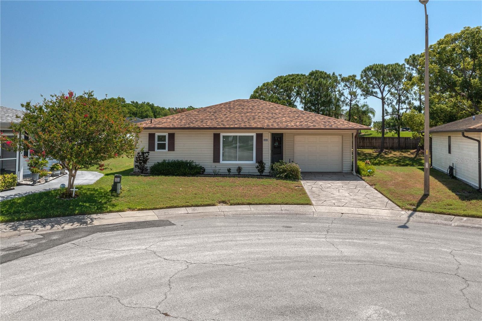 3245 Prairie Dunes Circle E — photo