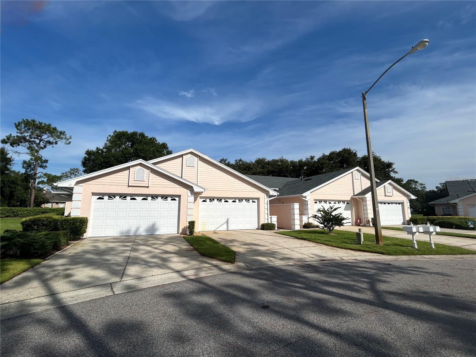 14 Enclave Drive — photo