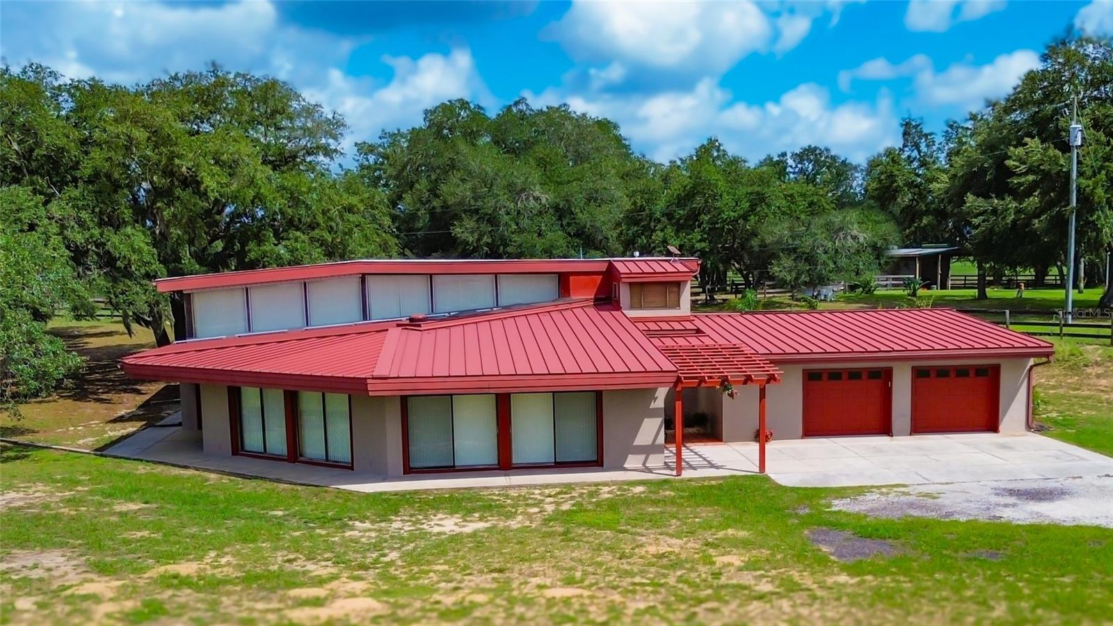 2741 Edwards Road — photo