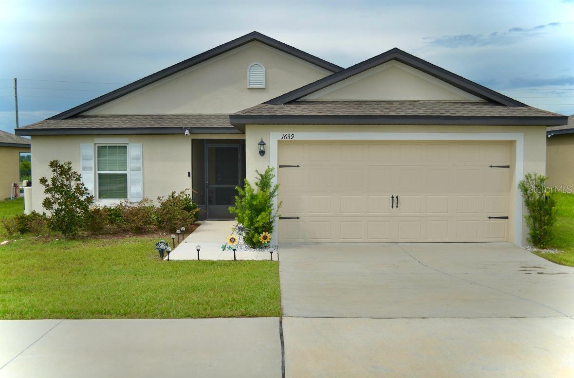 1639 Swan Lake Circle — photo