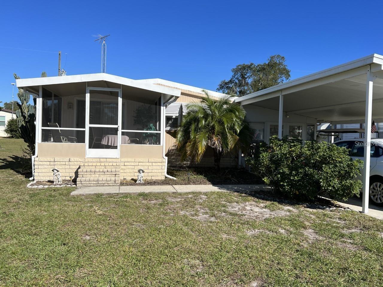 9072 Lake Point Boulevard — photo