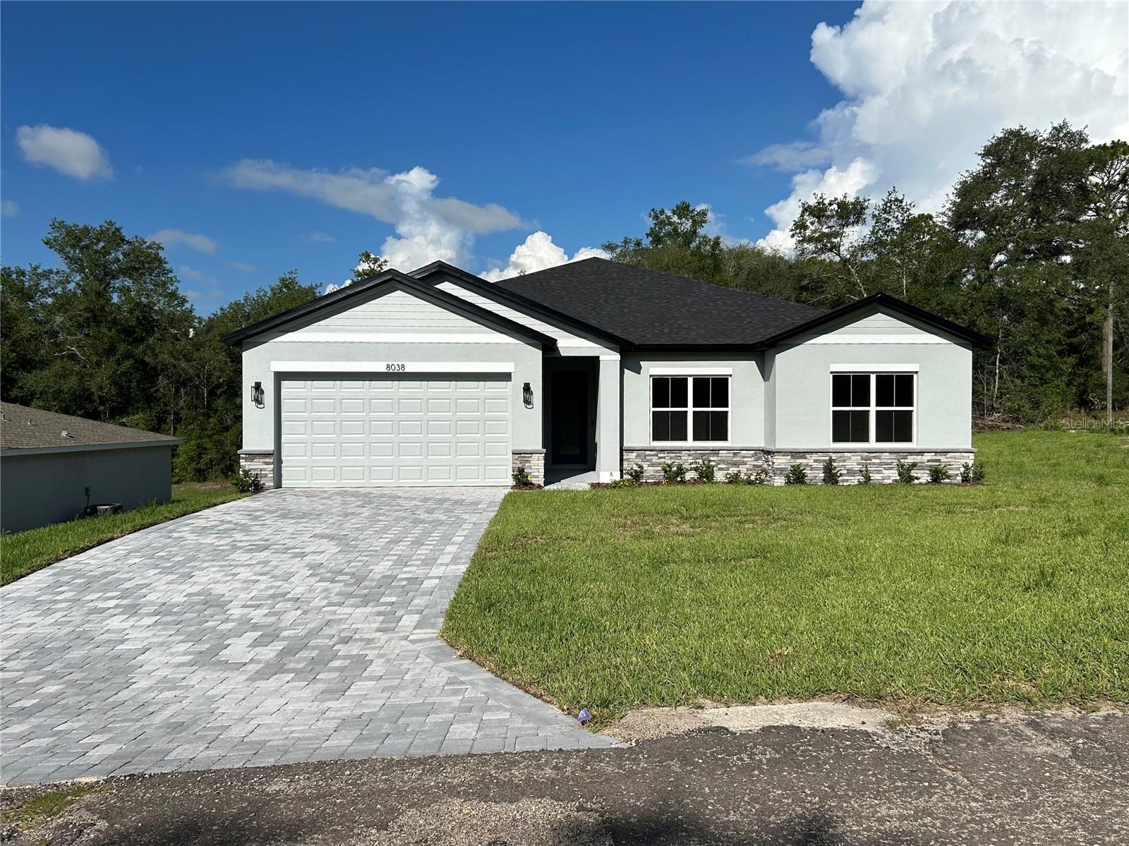 8038 N Voyager Drive — photo
