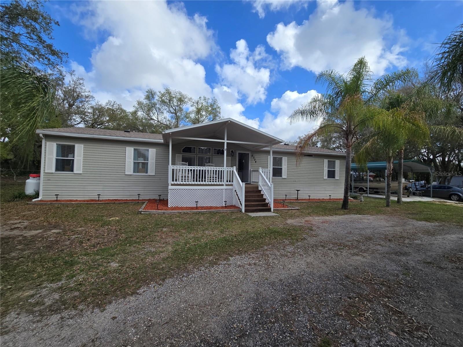 5304 Fairmont Road — photo