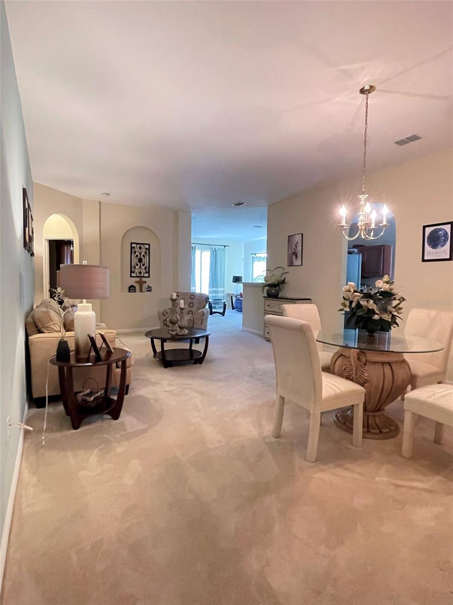 Home in AUBURNDALE, FL 33823 — photo 2